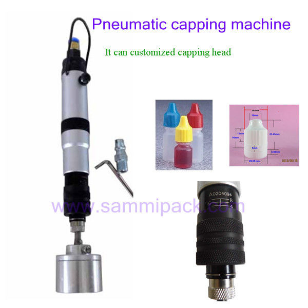 Macchina pneumatica portatile per tappi a vite adatta a tappi di diverse dimensioni