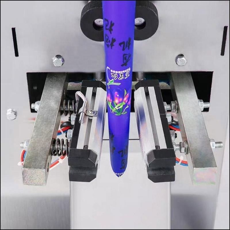 Piccolo sacchetto automatico per giocattoli con sacchetto in piedi imballaggio sapone detersivo olio succo ketchup pasta salsa riempimento liquido imballaggio