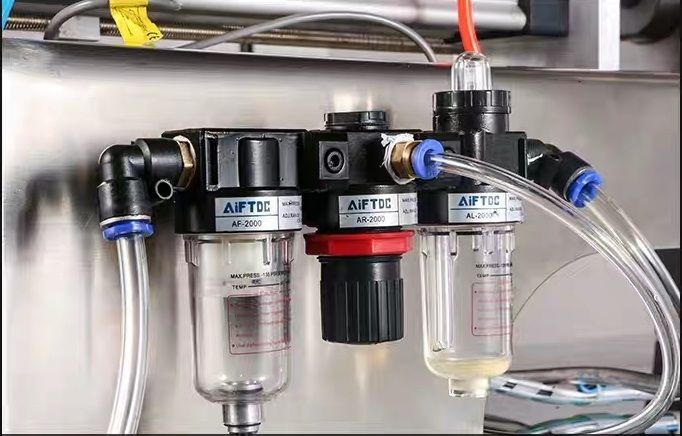 Fabbrica diretta a basso costo personalizzazione di alta qualità Pneumatica Cream Puff Filling Machine Single Head Paste Filler G1WG-300