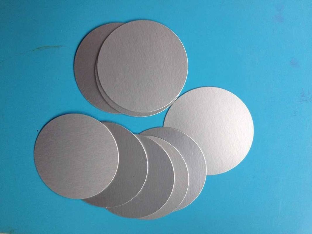 Liner di sigillamento a induzione in foglio di alluminio di alta qualità PET PE PP tappo di bottiglia sigilli di coperchi Wads per tappi di bottiglia di olio inserire liner