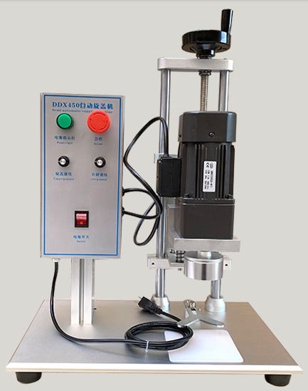 Macchina di sigillamento semiautomatica per bottiglie di plastica