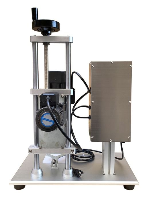 Macchina di sigillamento semiautomatica per bottiglie di plastica