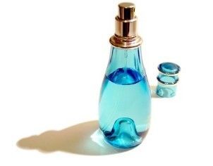 Macchina manuale pneumatica per tappatura profumi a basso prezzo in acciaio inossidabile - Pressa per tappatura profumi