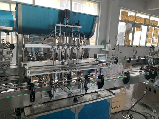 Linea di riempimento di liquidi per bottiglie completamente automatica con tappo ed etichettatura