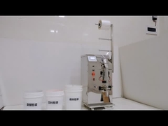 Imballaggio in legno Macchina di riempimento semiautomatica di dosaggio liquido con design user friendly